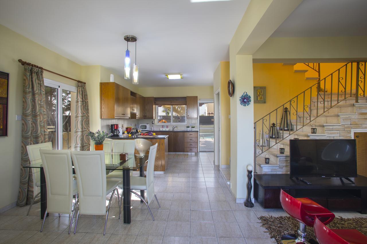 Ayia Napa Tropical Beach Villa Dış mekan fotoğraf